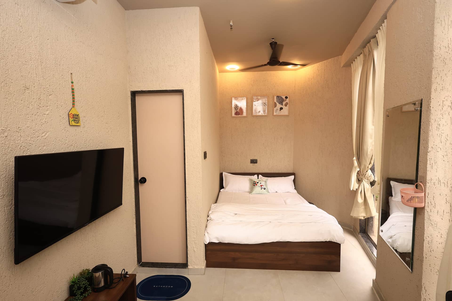 Kizuna bedroom with playful wall details