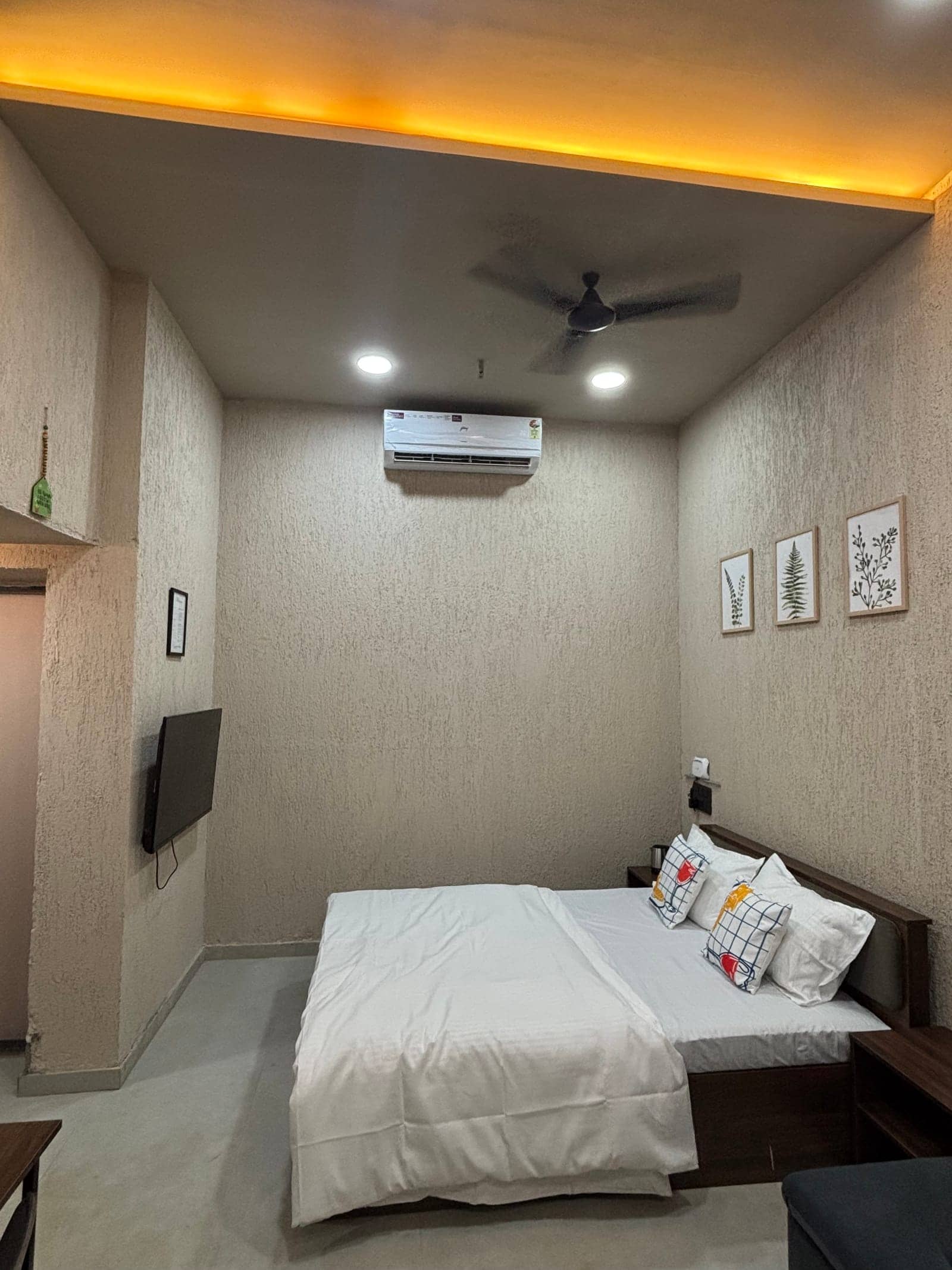 Rua studio bed glowing under warm cove lighting